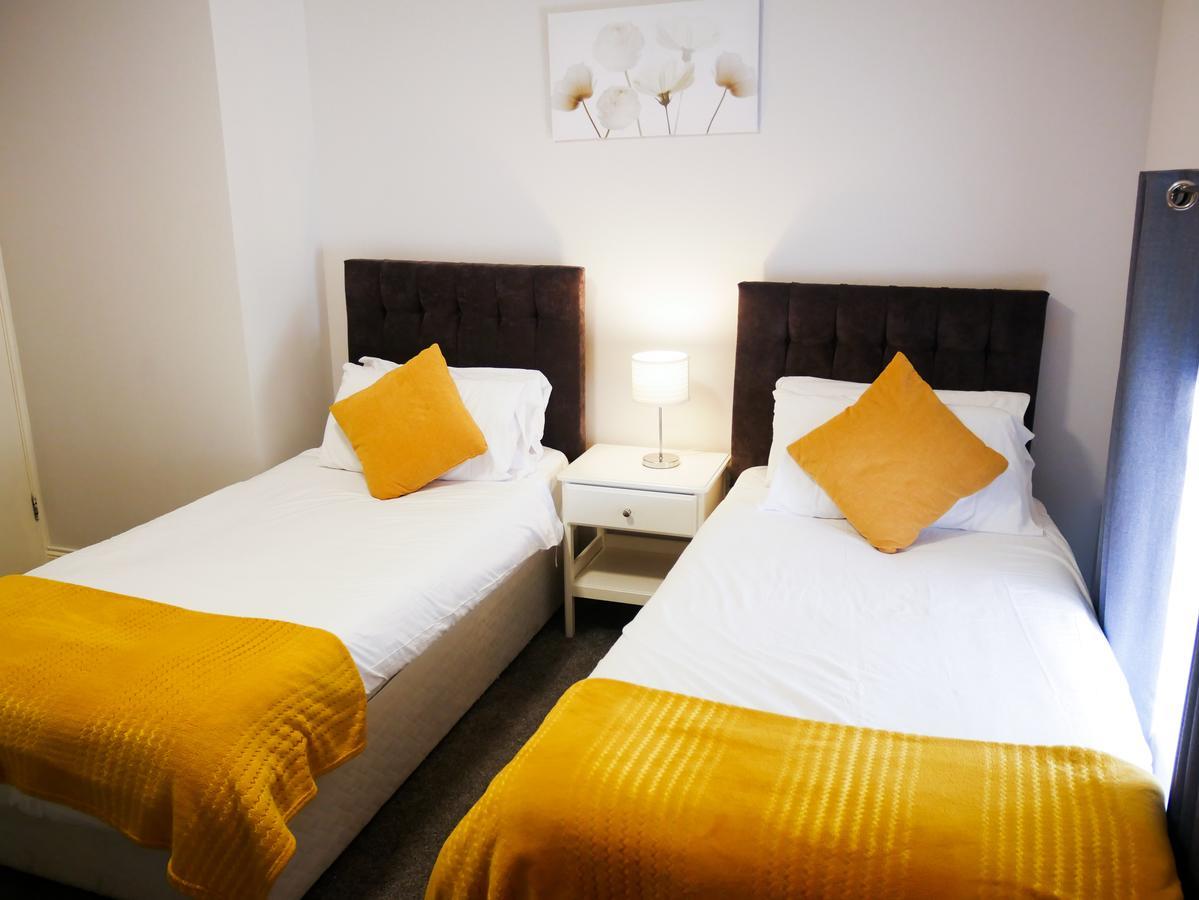 Townhouse Tullamore Hotell Exteriör bild